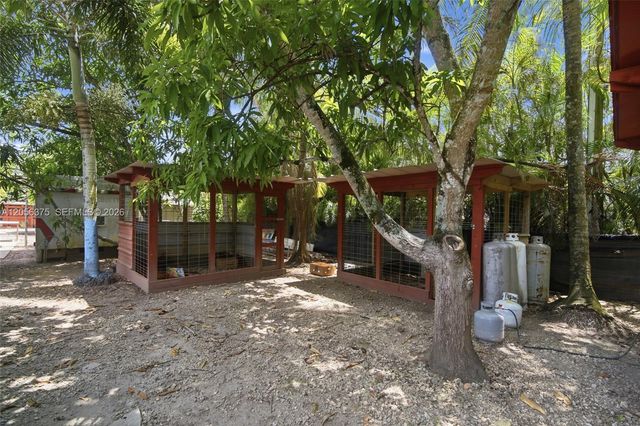 19501 SW 236th St, Homestead, FL 33031
