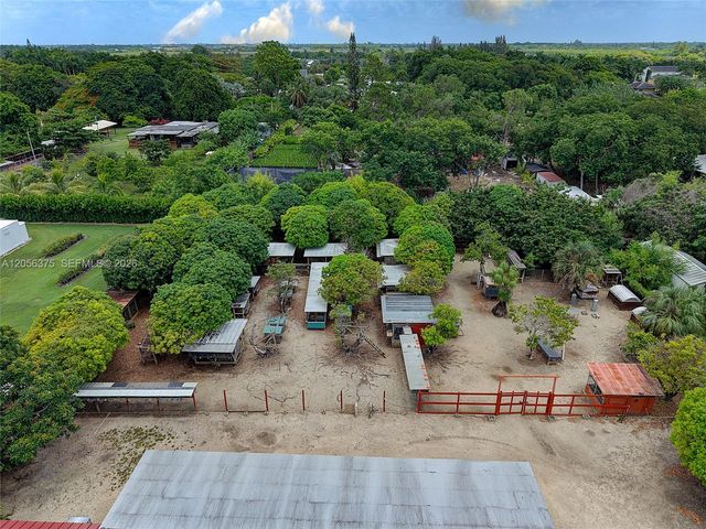 19501 SW 236th St, Homestead, FL 33031