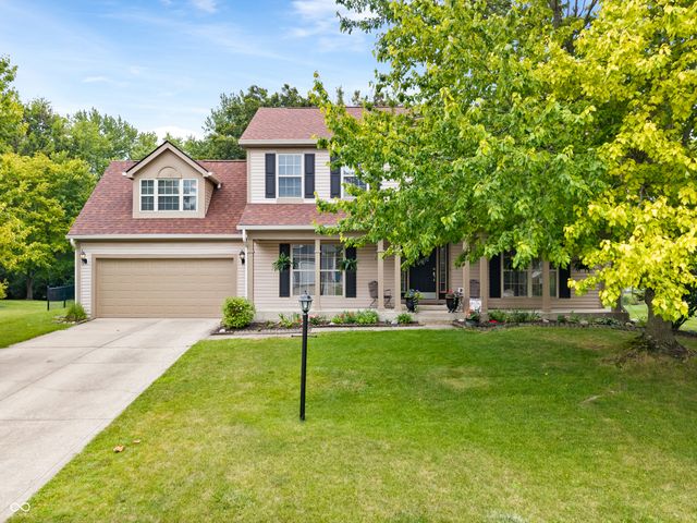 8702 Buffett Parkway, Fishers, IN 46038