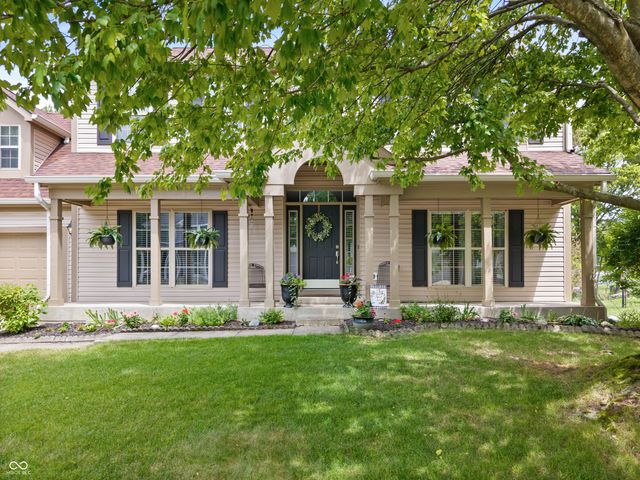 8702 Buffett Parkway, Fishers, IN 46038