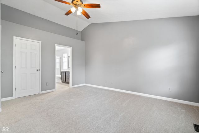 8702 Buffett Parkway, Fishers, IN 46038
