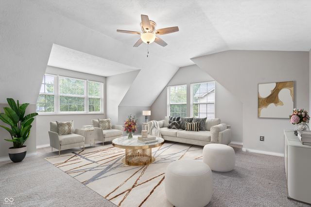 8702 Buffett Parkway, Fishers, IN 46038