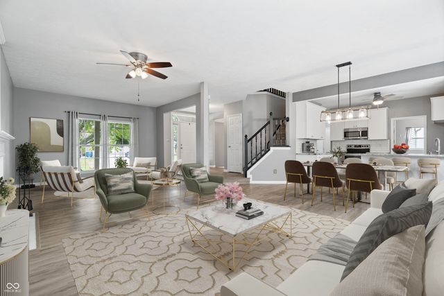 8702 Buffett Parkway, Fishers, IN 46038