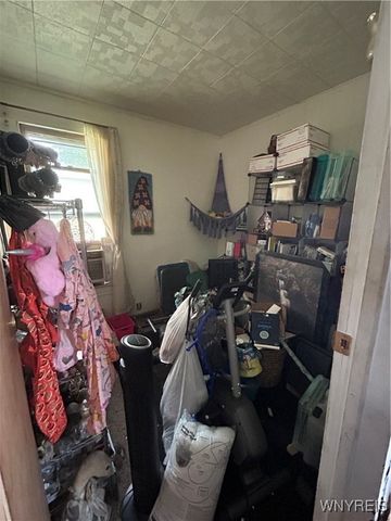 31 Ideal Street, Buffalo, NY 14206