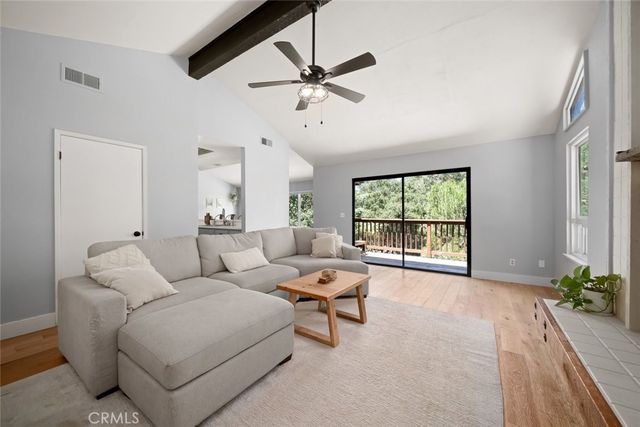 9056 Curbaril Avenue, Atascadero, CA 93422