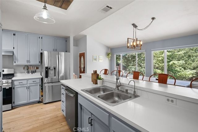 9056 Curbaril Avenue, Atascadero, CA 93422