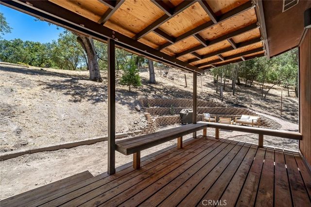 9056 Curbaril Avenue, Atascadero, CA 93422