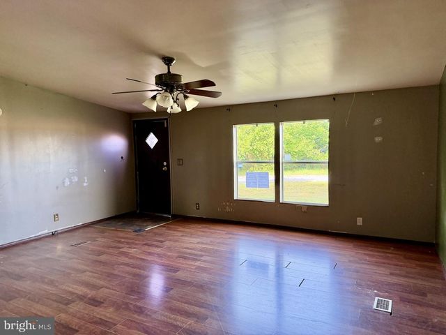 6707 SHARPTOWN RD, Laurel, DE 19956
