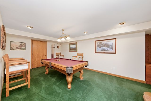 607 Berkshire Court, Downers Grove, IL 60516
