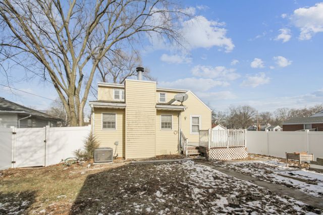 3615 214th Street, Matteson, IL 60443