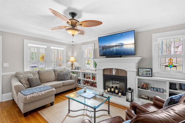 1003 E JACKSON STREET, Orlando, FL 32801