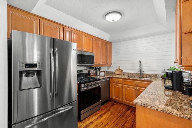 1003 E JACKSON STREET, Orlando, FL 32801