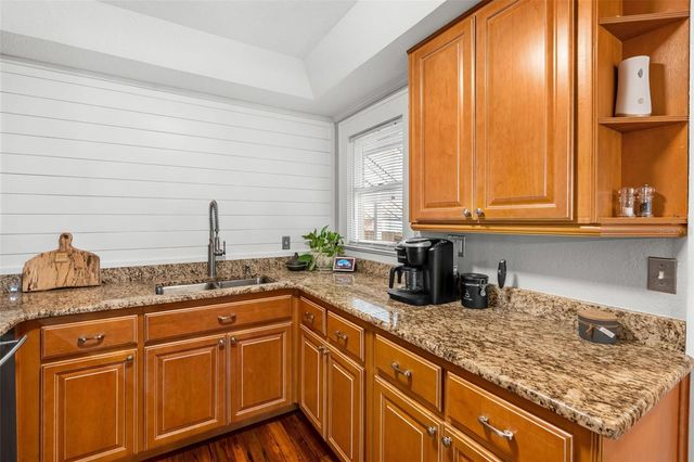 1003 E JACKSON STREET, Orlando, FL 32801