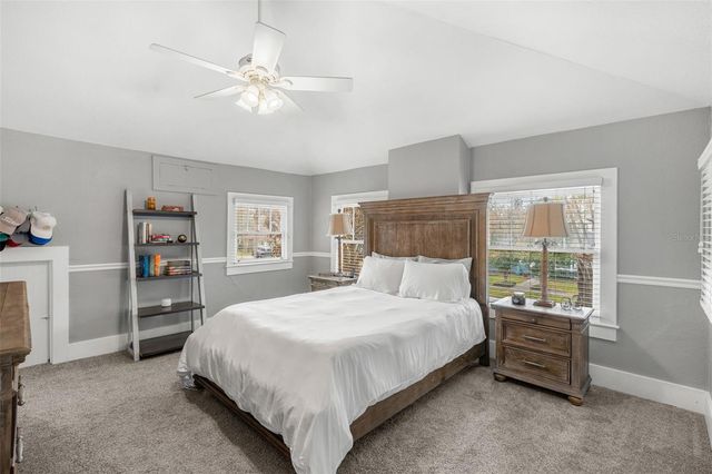 1003 E JACKSON STREET, Orlando, FL 32801