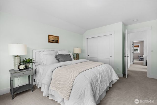 140 E Cedarland Lane, Allyn, WA 98524