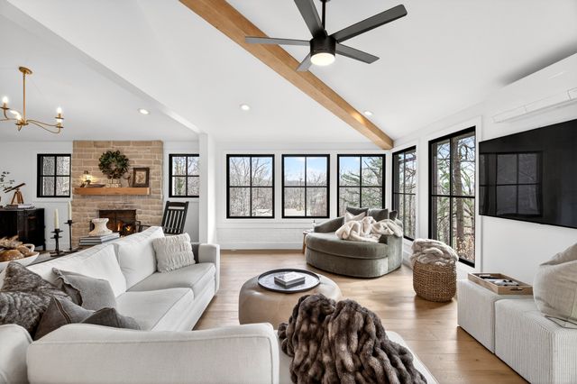 4017 Beverly Hills Dr, Pegram, TN 37143