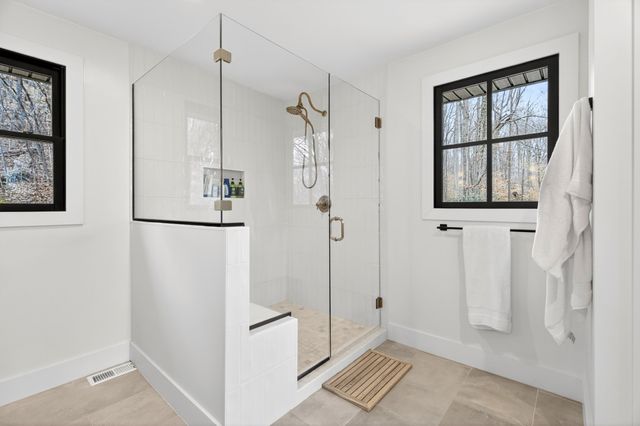 4017 Beverly Hills Dr, Pegram, TN 37143