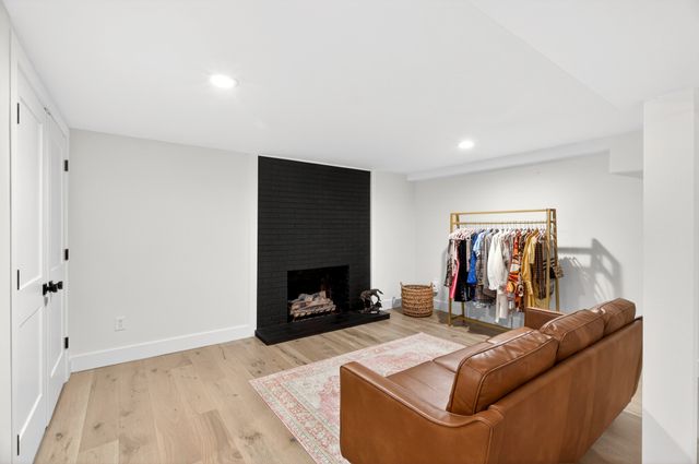 4017 Beverly Hills Dr, Pegram, TN 37143