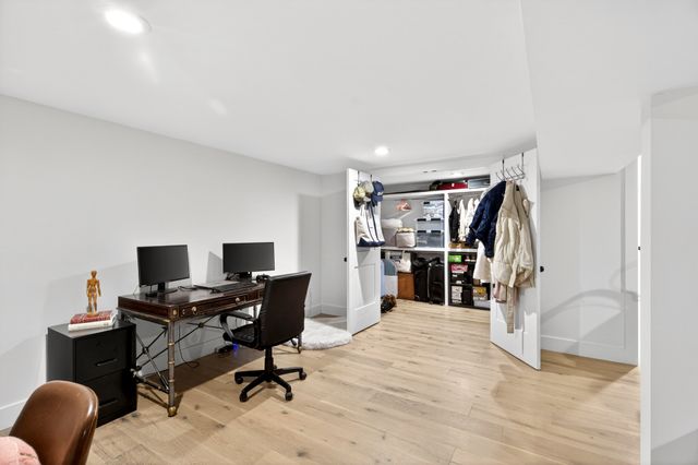 4017 Beverly Hills Dr, Pegram, TN 37143