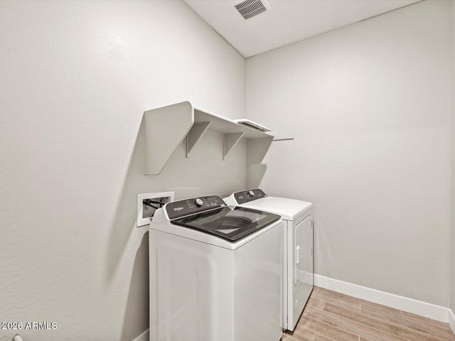 423 W ROCK NEEDLE Trail, Apache Junction, AZ 85120