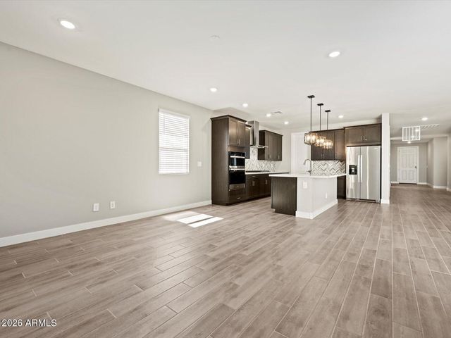 423 W ROCK NEEDLE Trail, Apache Junction, AZ 85120