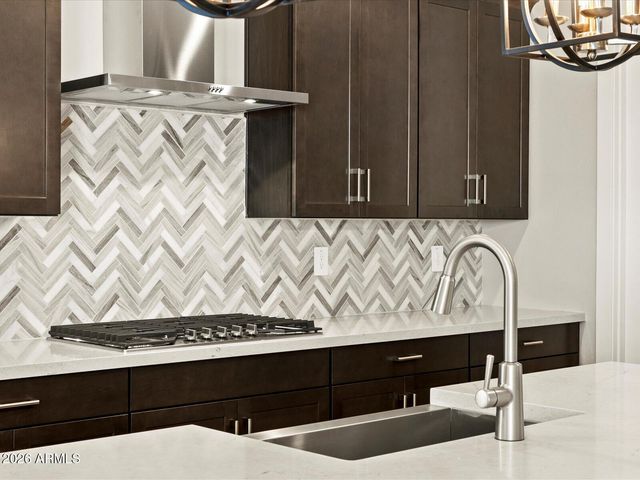 423 W ROCK NEEDLE Trail, Apache Junction, AZ 85120