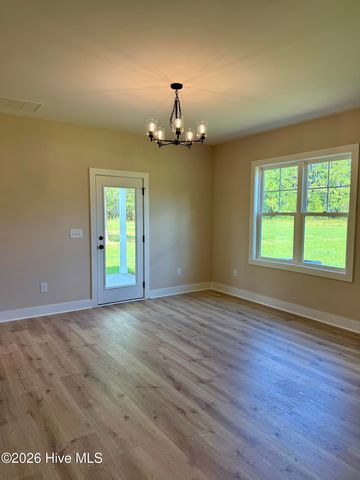 187 Spring Meadows Drive, Aberdeen, NC 28315