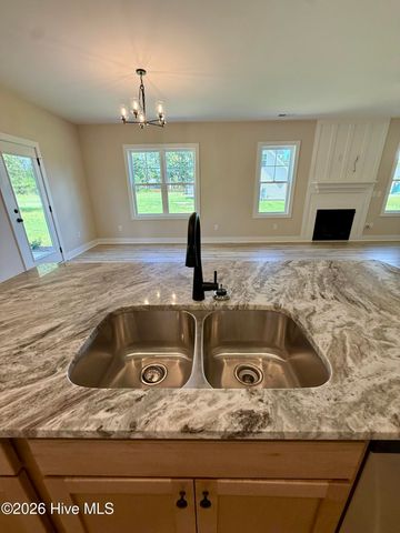 187 Spring Meadows Drive, Aberdeen, NC 28315