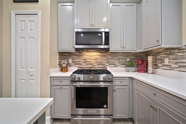 5807 CIRCA FISHHAWK BOULEVARD, Lithia, FL 33547