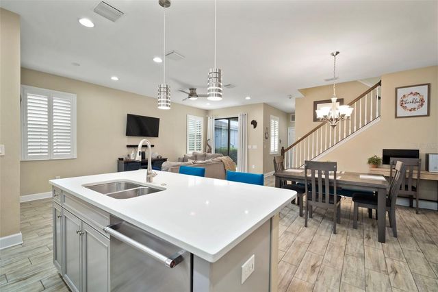 5807 CIRCA FISHHAWK BOULEVARD, Lithia, FL 33547