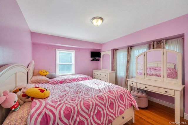 220-16 107th Avenue, Queens Village, NY 11429