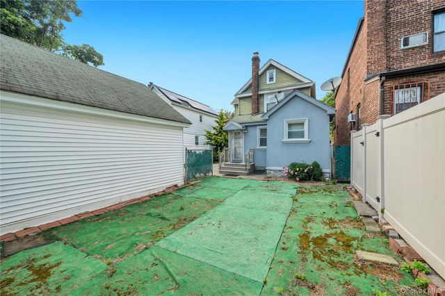 220-16 107th Avenue, Queens Village, NY 11429