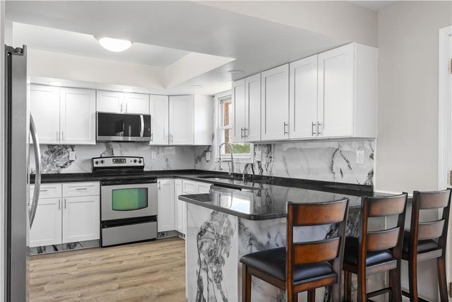 3036 South 6th Avenue, Whitehall Twp, PA 18052