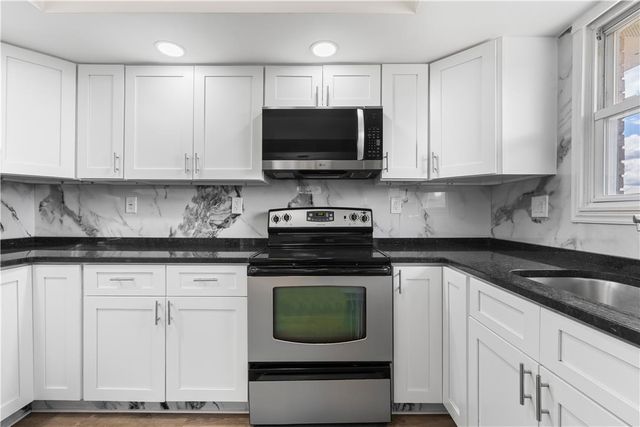 3036 South 6th Avenue, Whitehall Twp, PA 18052