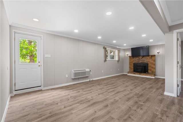 3036 South 6th Avenue, Whitehall Twp, PA 18052