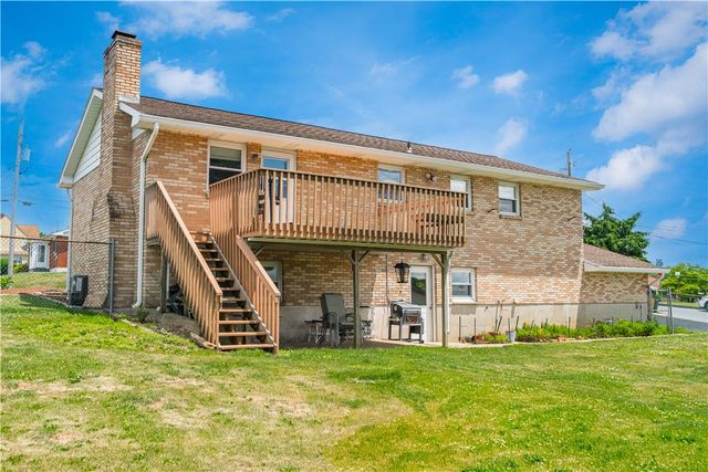 3036 South 6th Avenue, Whitehall Twp, PA 18052