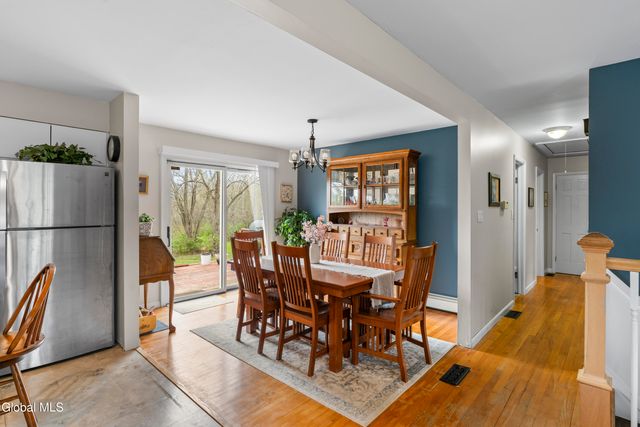 1 Walter Road, Brunswick, NY 12180