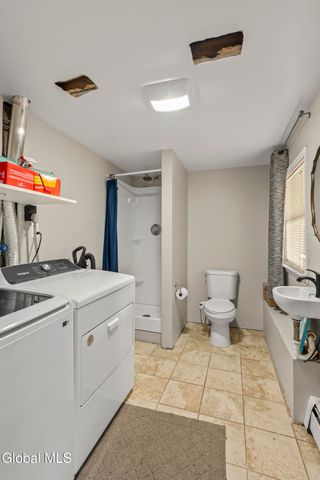 1 Walter Road, Brunswick, NY 12180