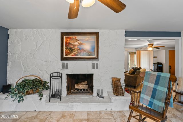 1 Walter Road, Brunswick, NY 12180