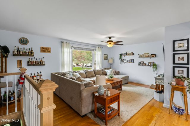 1 Walter Road, Brunswick, NY 12180