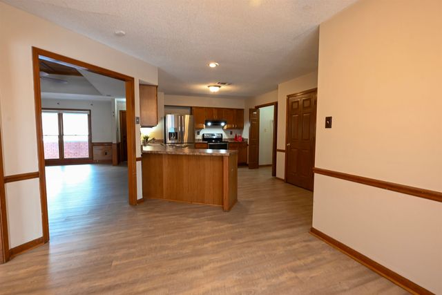 885 LINDEN GROVE CV, Memphis, TN 38018