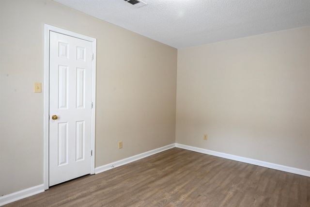 885 LINDEN GROVE CV, Memphis, TN 38018