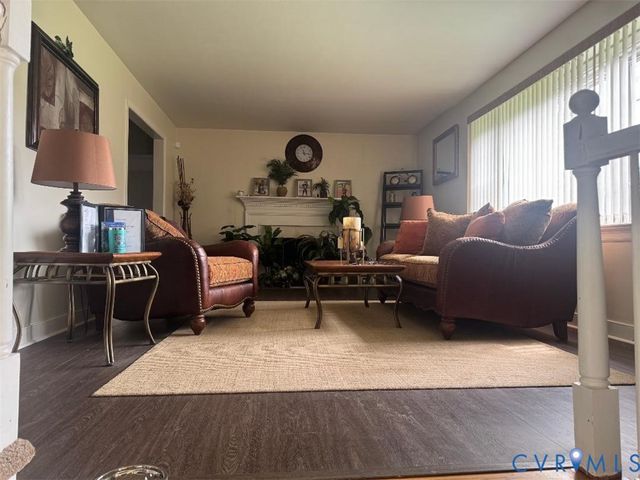 4716 Stornoway Dr, Ampthill, VA 23234