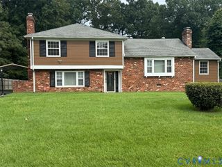 4716 Stornoway Dr, Ampthill, VA 23234