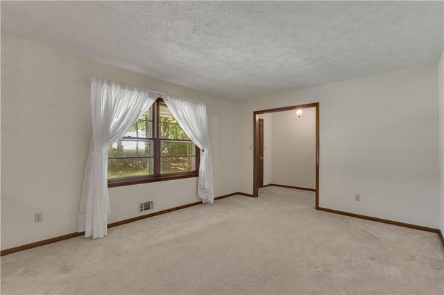 3970 N Martin Way, Lithia Springs, GA 30122