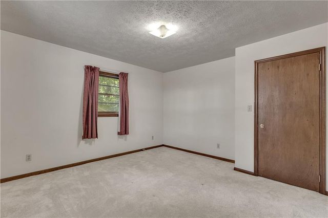 3970 N Martin Way, Lithia Springs, GA 30122