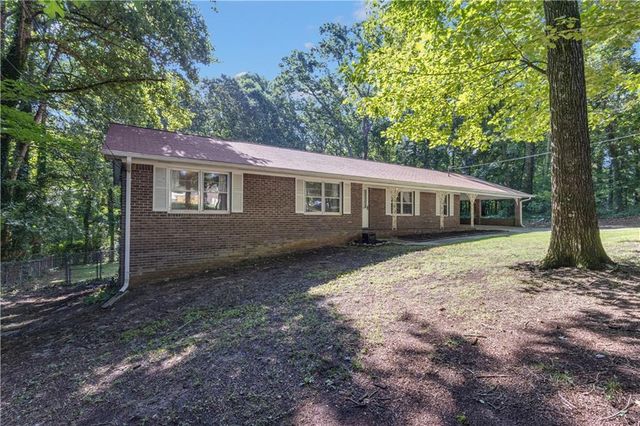 3970 N Martin Way, Lithia Springs, GA 30122