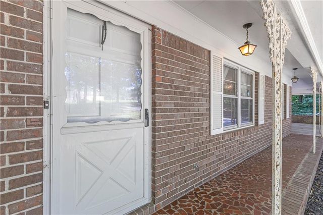 3970 N Martin Way, Lithia Springs, GA 30122