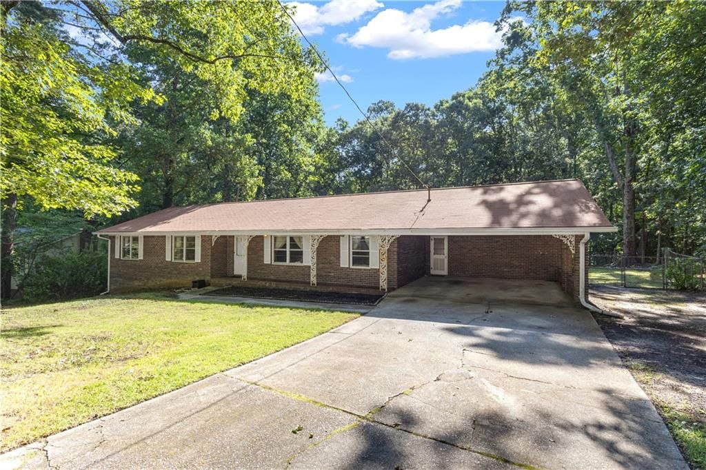 3970 N Martin Way, Lithia Springs, GA 30122