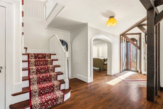 55 Dover, Longmeadow, MA 01106